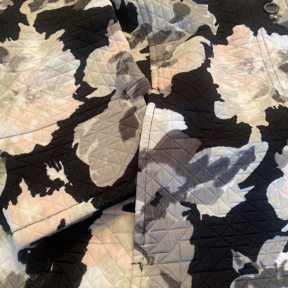 Isaac Mizrahi Live! Watercolor Floral Print Knit Jacket - size 1X - Picture 10 of 11